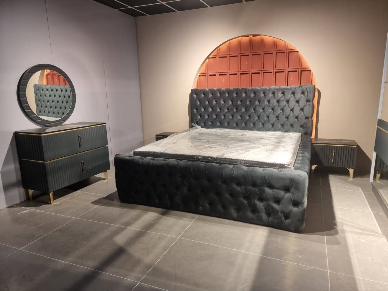Dhoma e gjumit “Chesterfield” — foto 4